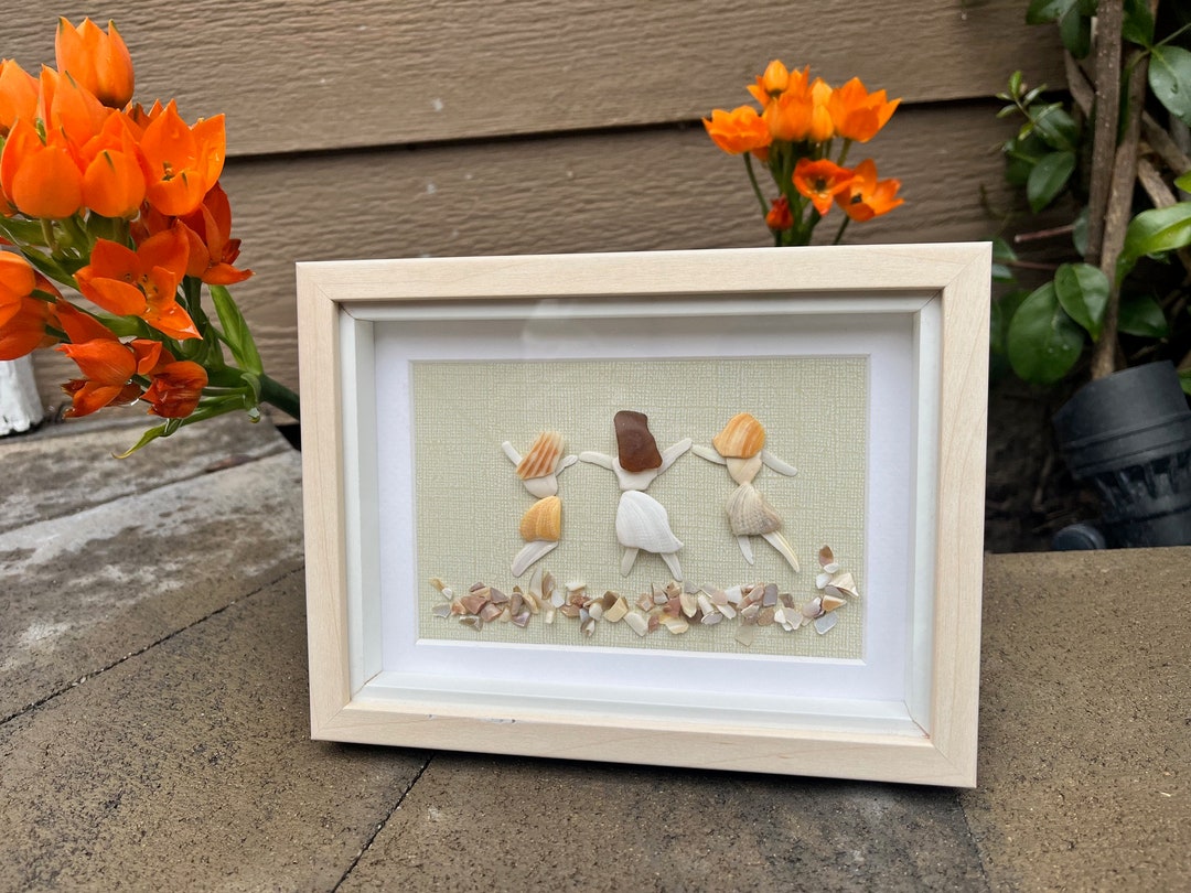 Shell Art Dancing Girls - Etsy