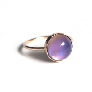 Mood Ring, 14kt Gold, Color Changing Stone image 1