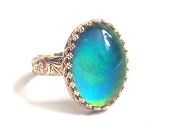 Mood Ring with 14kt Gold Floral Band, Color Changing Stone