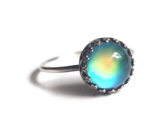 Medium Crown Mood Ring in Antiqued Sterling Silver