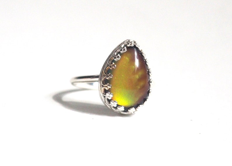 Medium Teardrop Mood Ring in Sterling Silver with Color Changing Stone image 6