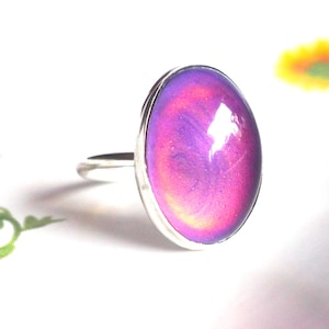 Mood Ring in Sterling Silver, Color Changing Ring image 1