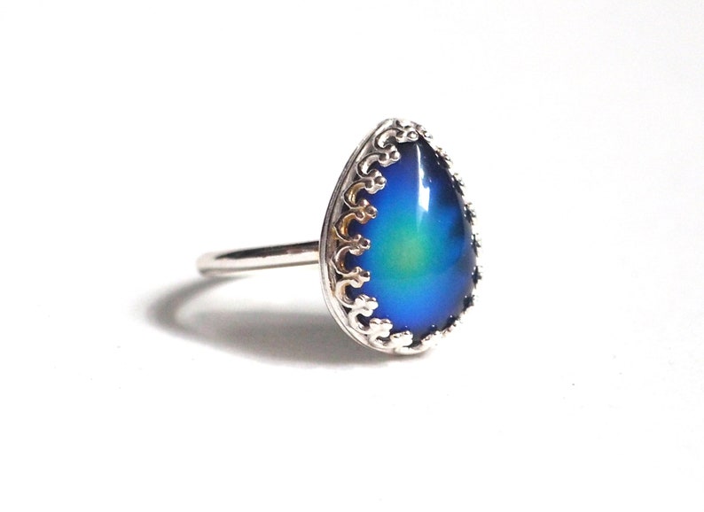 Medium Teardrop Mood Ring in Sterling Silver with Color Changing Stone image 1