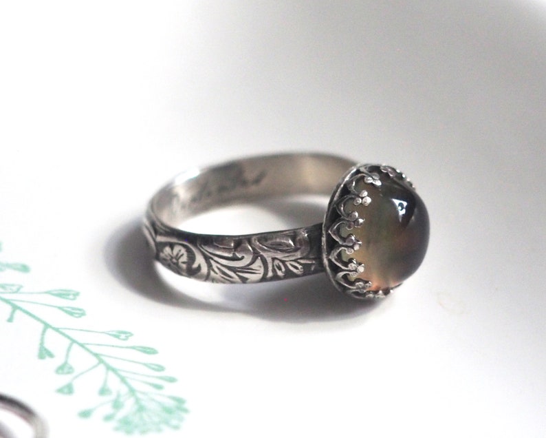 Medium Mood Ring with Floral Band in Antiqued Sterling Silver with Color Changing Stone image 9