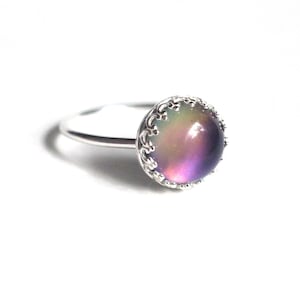 Medium Mood Ring with Crown in Sterling Silver