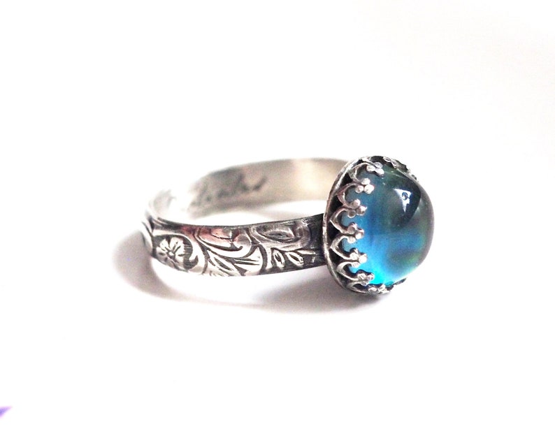 Medium Mood Ring with Floral Band in Antiqued Sterling Silver with Color Changing Stone image 1