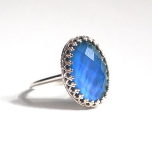 Classic Crown Faceted Mood Ring in Sterling Silver with Color Changing Stone image 7