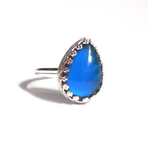 Medium Teardrop Mood Ring in Sterling Silver with Color Changing Stone image 5