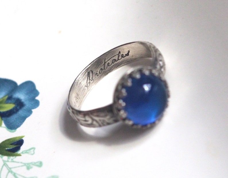 Medium Mood Ring with Floral Band in Antiqued Sterling Silver with Color Changing Stone image 6