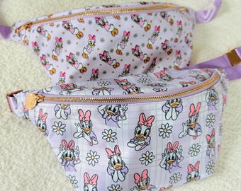 Daisy Mädchen XL Bauchtasche Gürteltasche Bauchtasche Damen | Mädchen Enten-Mausfreunde | Cartoon glücklicher Ort