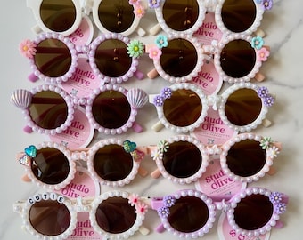 Gafas de sol personalizadas para niños con perlas redondas / Sunnies para niños pequeños adornados personalizados / Gafas redondas con nombre para niños / Gafas personalizadas divertidas