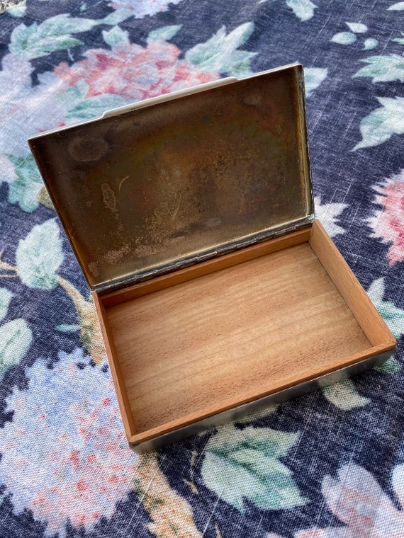 Vintage 1950s Wood Lined Silverplate Box Cigarett… - image 4