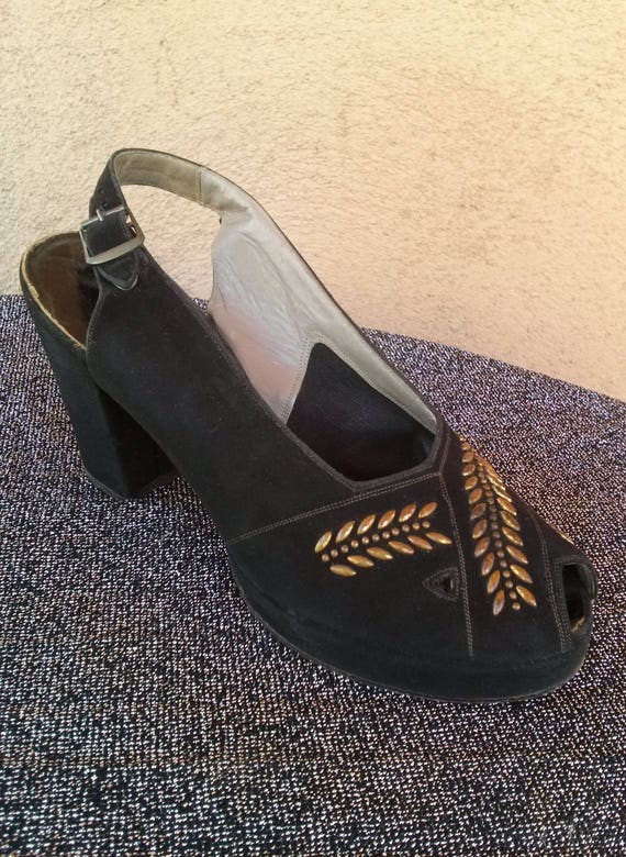 Vintage 1940s Black Studded Platform Shoes Peep To