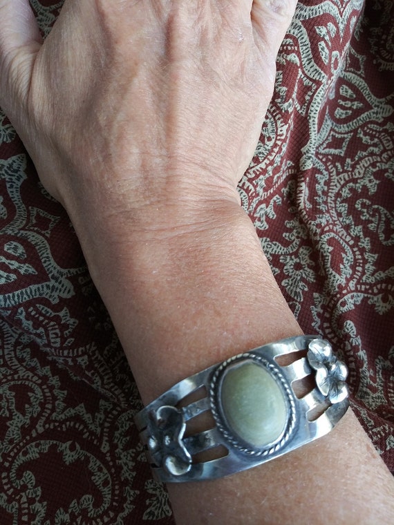 Vintage 1930s Mexican Sterling Silver Cuff Bracele
