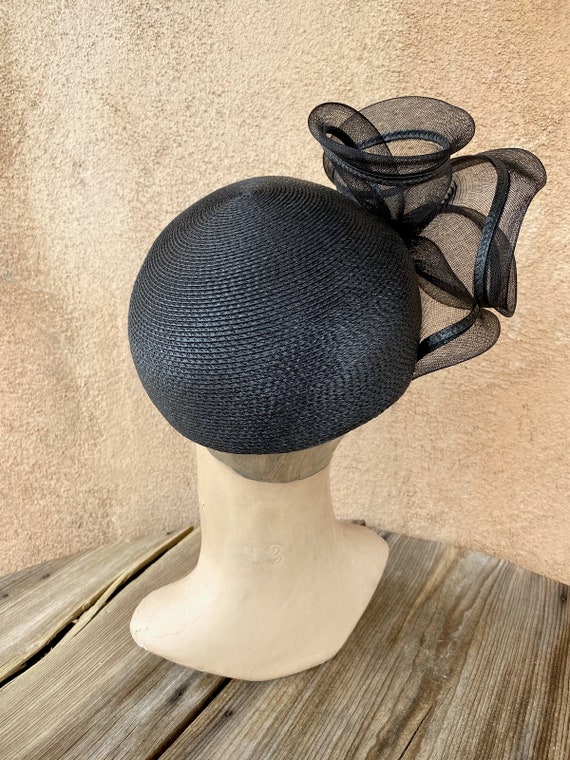 Vintage 1980s Black Straw Statement Church Hat OS - image 8