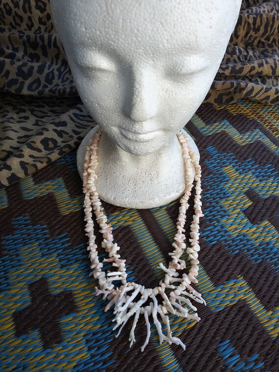 Vintage 1970s Angel Skin Coral Necklace 2 Strand 2