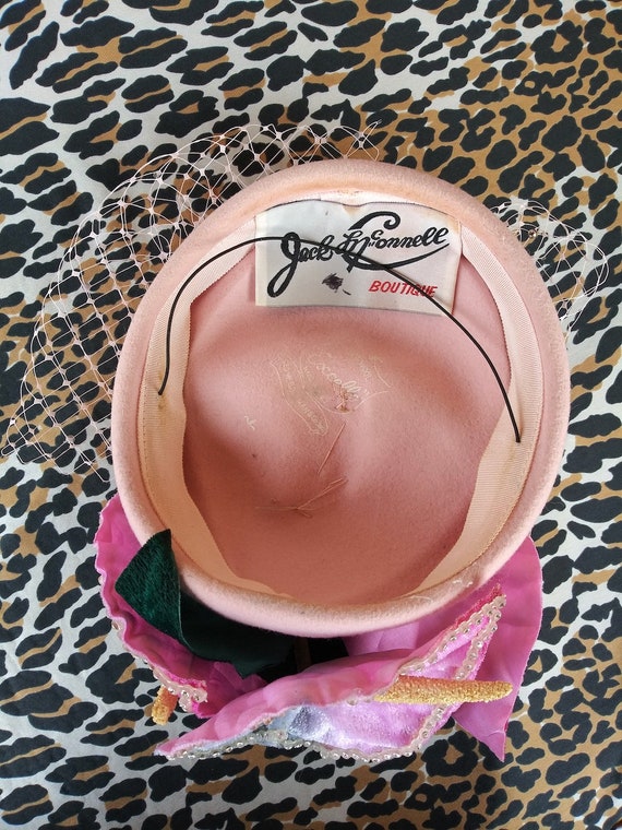 Vintage 1960s Fascinator Hat Tilt Percher w Anthu… - image 10