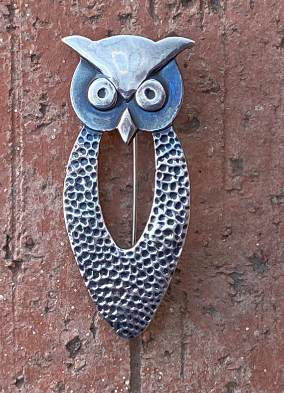 Vintage 1970s Silver Owl Brooch Taxco Sterling Pin - image 1