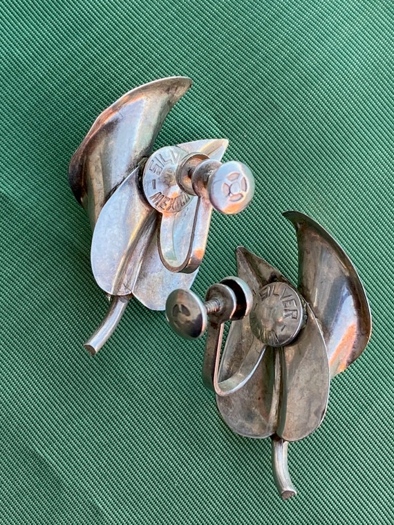 Vintage 1950s Silver Calla Lilly Earrings Screw B… - image 5