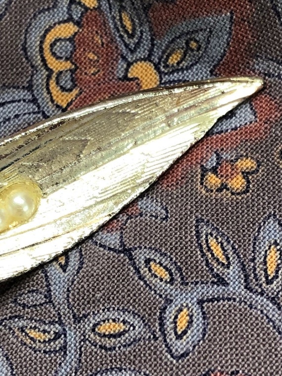 Vintage 1960s Pearl Leaf Barrette Hair Clip - image 5