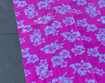 Vintage 1980s Hawaiian Novelty Print Fabric Hot Pink Alexander Henry 1.43 YDS