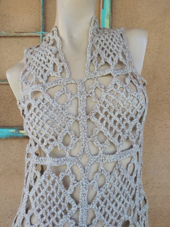 Vintage 1970s Crochet Granny Square Mini Dress Sz… - image 2