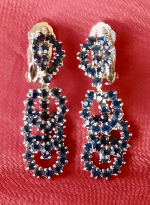 Vintage 1950s Dangling Rhinstone Earrings Sapphire