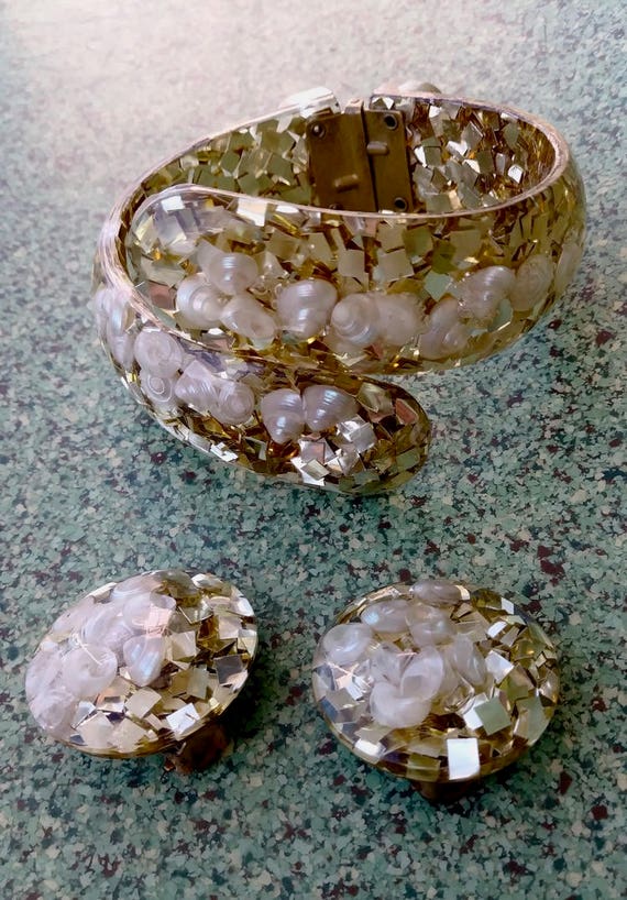 Vintage 1950s Gold Confetti Clamper Bracelet Clip