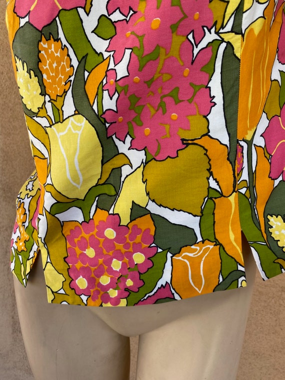 Vintage 1960s Floral Cotton Sleeveless Blouse Sz … - image 5