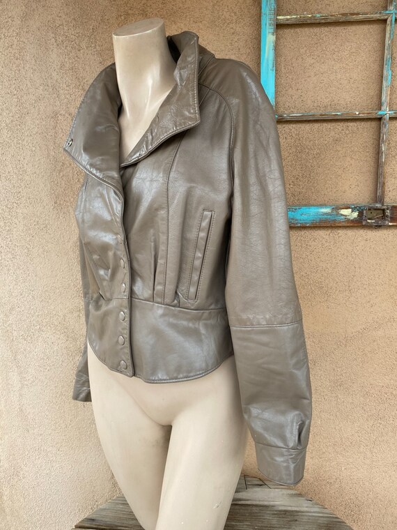 Vintage 1980s Tan Leather Jacket Hip Hop Style Sz… - image 4