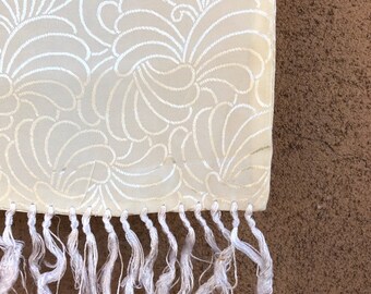 Vintage 1940s Long White Rayon Opera Scarf Ascot Cravat