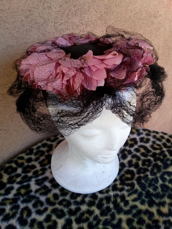 Vintage 1940s Black Perch Hat Pink Petals
