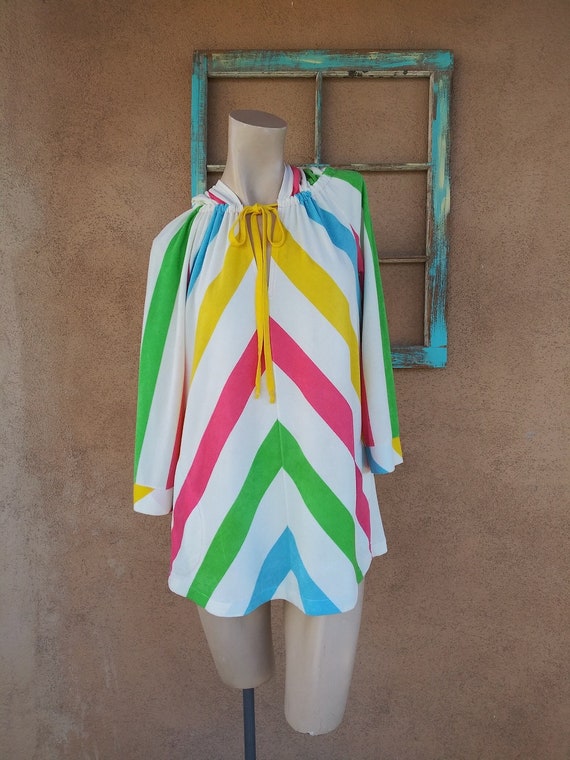 Vintage 1970s Hooded Terry Cloth Tunic Beach Cover