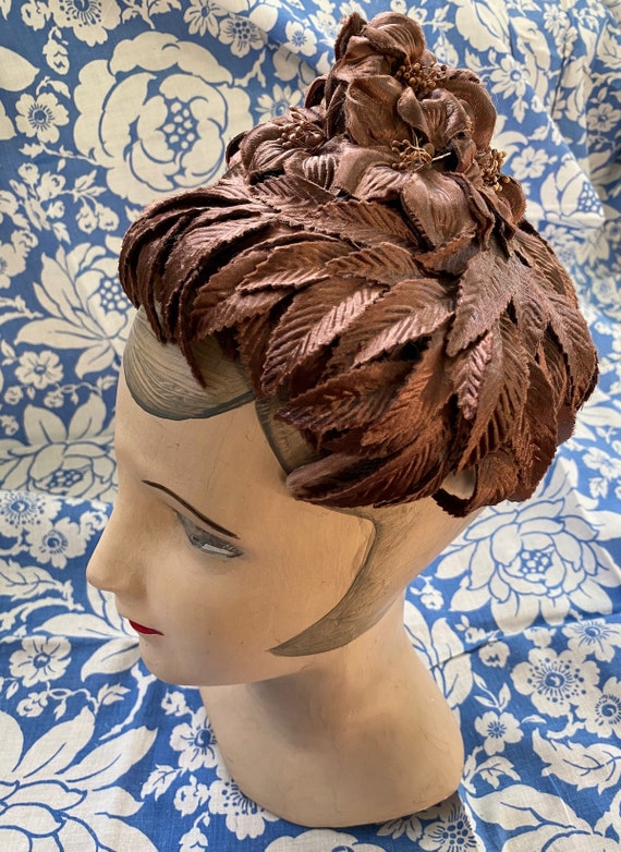 Vintage 1950s Brown Petal Hat Pointed Top OS