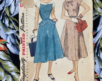 Vintage 1950s Dress Pattern Simplicity 4649 Sz S B30