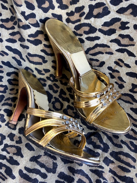 Vintage 1950s Rhinestone Studded Gold Springolato… - image 1