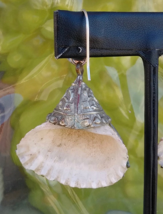 Vintage 1980s Sea Shell Earrings Dangle Style Pie… - image 10