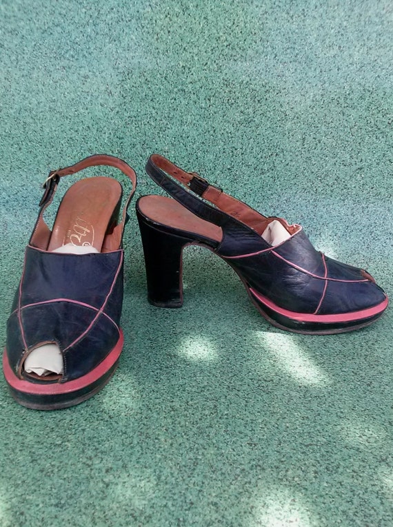 Vintage 1970s Platform Shoes 1940s Peep Toe Style