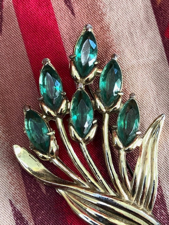 Vintage 1940s Green Rhinestone Bouquet Brooch Sha… - image 5