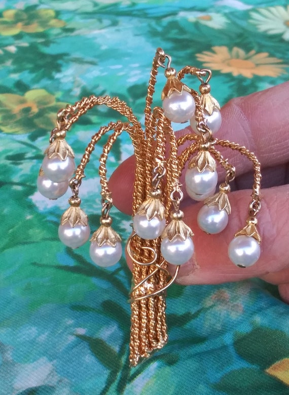 Vintage 1960s Weeping Willow Pearl Brooch Hobe