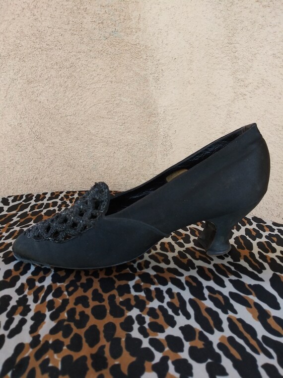 Vintage 1920s Black Satin Shoes Evening Pumps Hee… - image 3