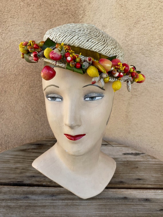 Vintage 1940s Straw Tilt Hat with Fruit & Berries 