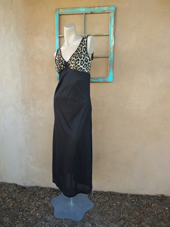 Vintage 1960s Leopard Print Nightgown Sz S M to B… - image 2