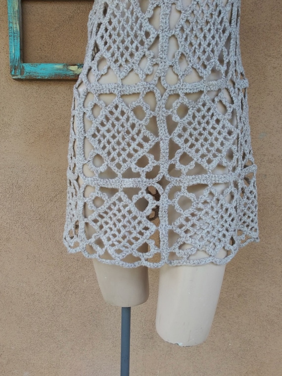 Vintage 1970s Crochet Granny Square Mini Dress Sz… - image 3