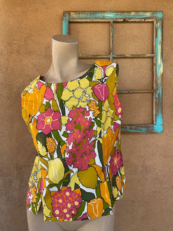 Vintage 1960s Floral Cotton Sleeveless Blouse Sz … - image 1