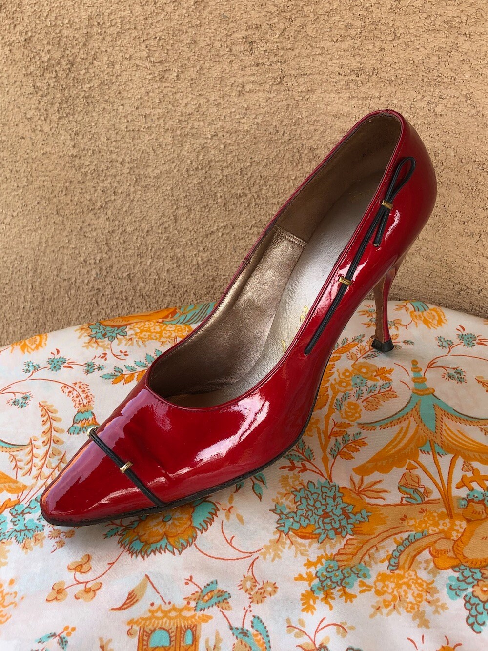 Vintage 1950s Candy Apple Red Stiletto 