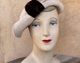 Vintage 1940s 1950s Pink Tan Velvet Tilt Cloche OS