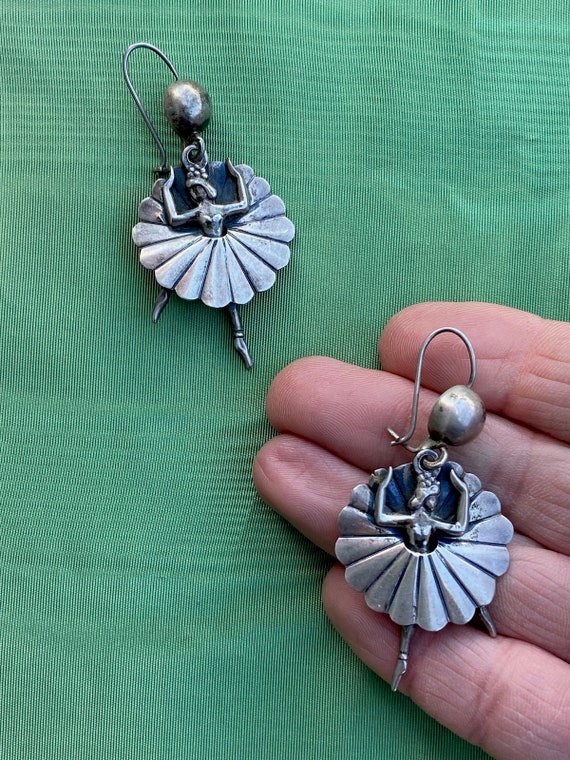 Vintage 1970s Silver Dancer Dangle Earrings Pierc… - image 3