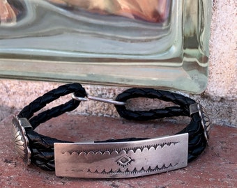 Vintage 1990s Y2K Silver & Leather Bracelet Unisex 7.5 Inches