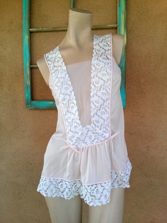 Vintage 1960s Pink Babydoll Nightie Nightgown Hens